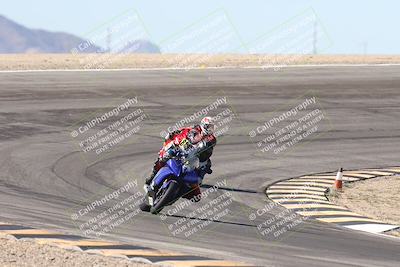 media/Oct-30-2025-Racers Edge (Thu) [[dabbdaf680]]/3-B Group/Session 2 (Bowl Exit)/